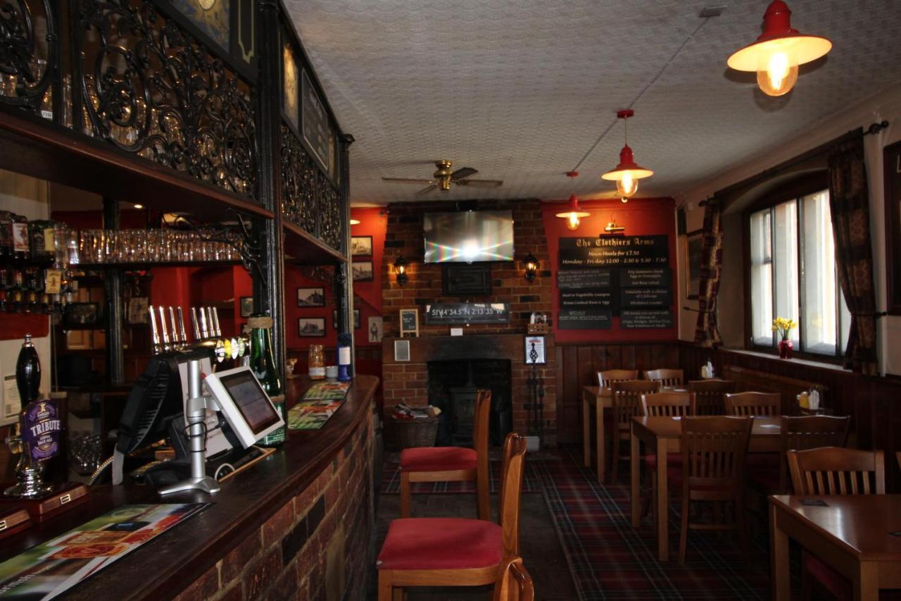 Hotel The Clothiers Arms Stroud  Exteriér fotografie
